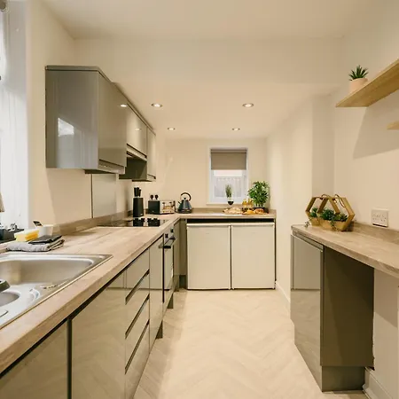 Canterbury House By Horizon Redcar