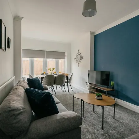 Canterbury House By Horizon * Redcar